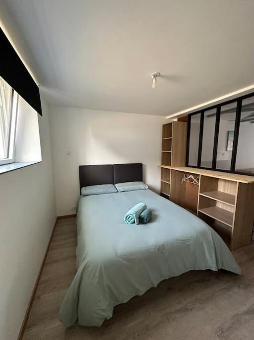Appartement Moderne Avec Jardin Et Parking วานส์ ภายนอก รูปภาพ