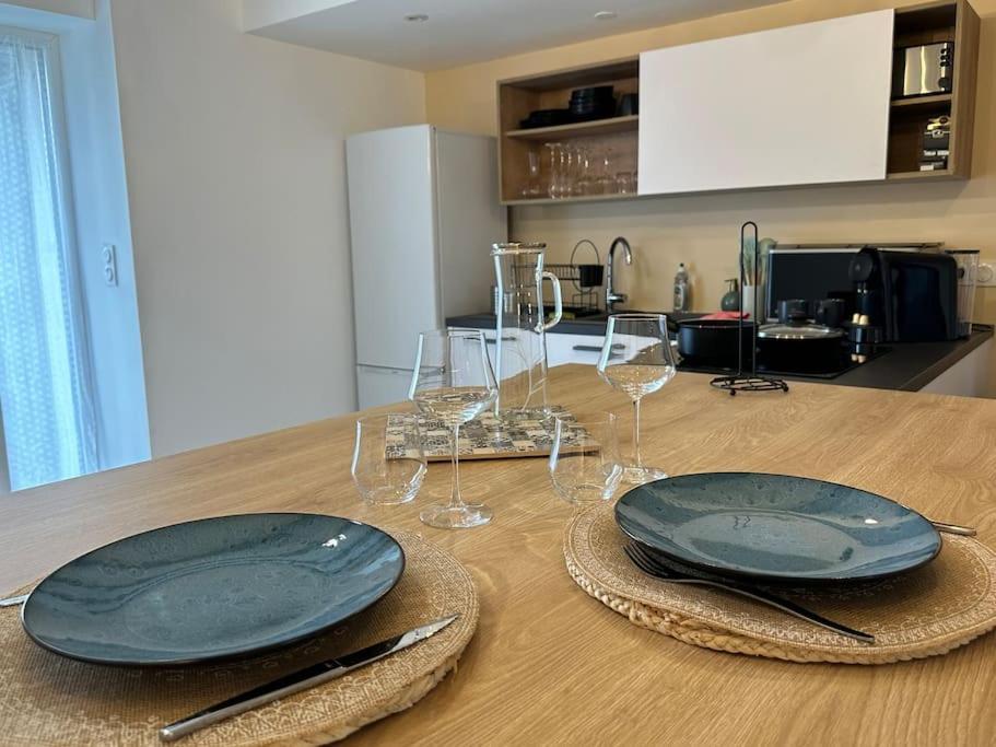Appartement Moderne Avec Jardin Et Parking วานส์ ภายนอก รูปภาพ