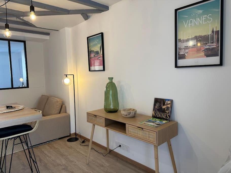 Appartement Moderne Avec Jardin Et Parking วานส์ ภายนอก รูปภาพ